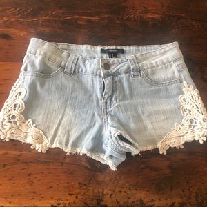 Denim shorts with lace trim light wash